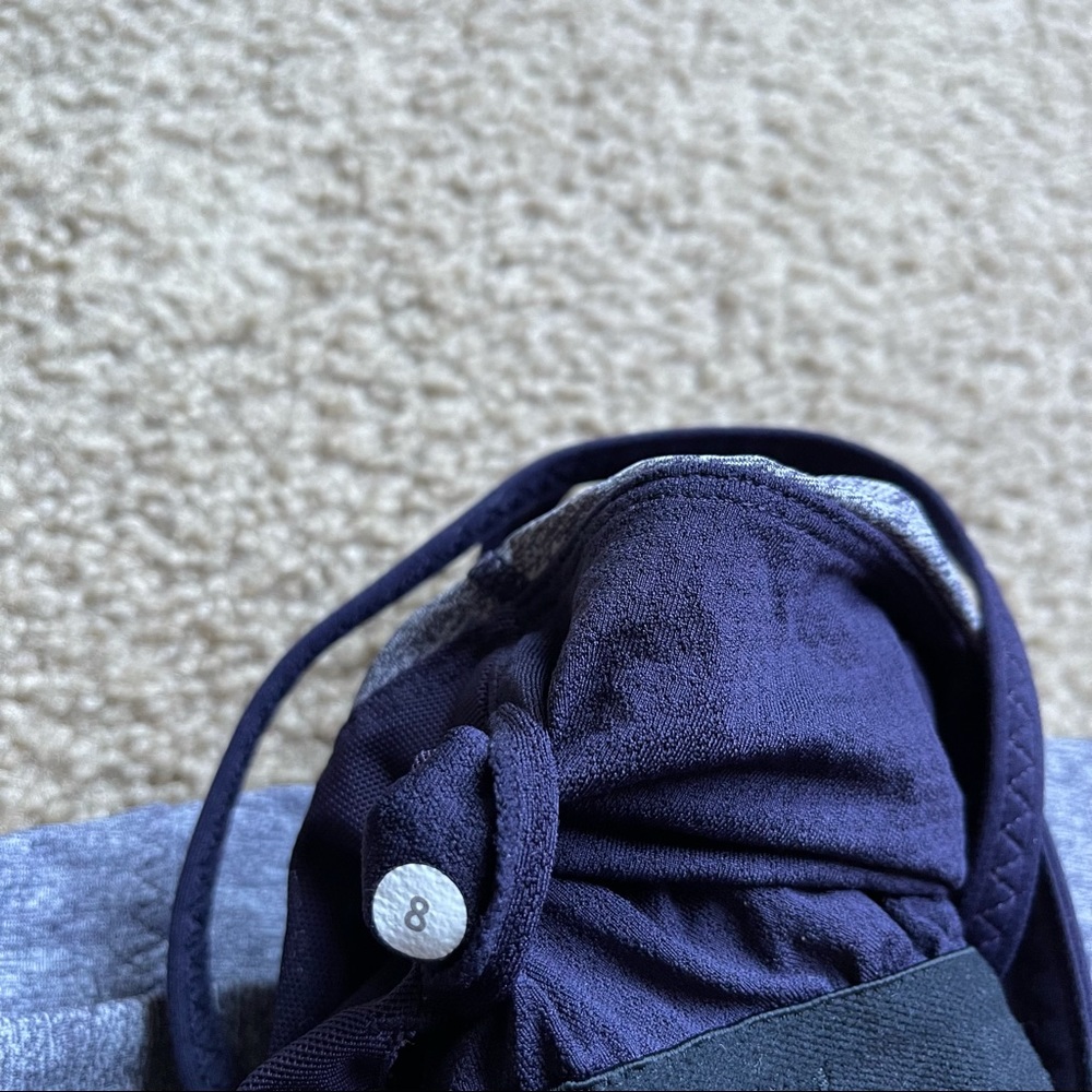 Lululemon Active Strength Tank Sz 8 - Picture 7 of 7